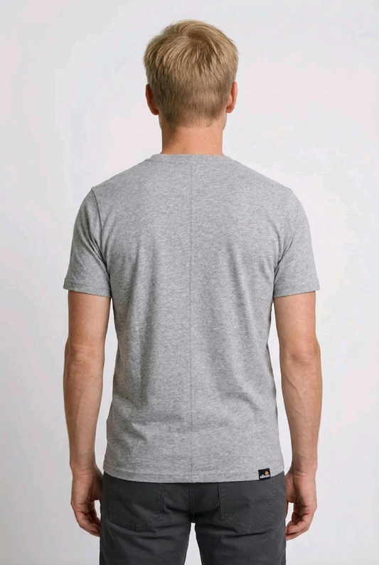 Man wearing a gray t-shirt