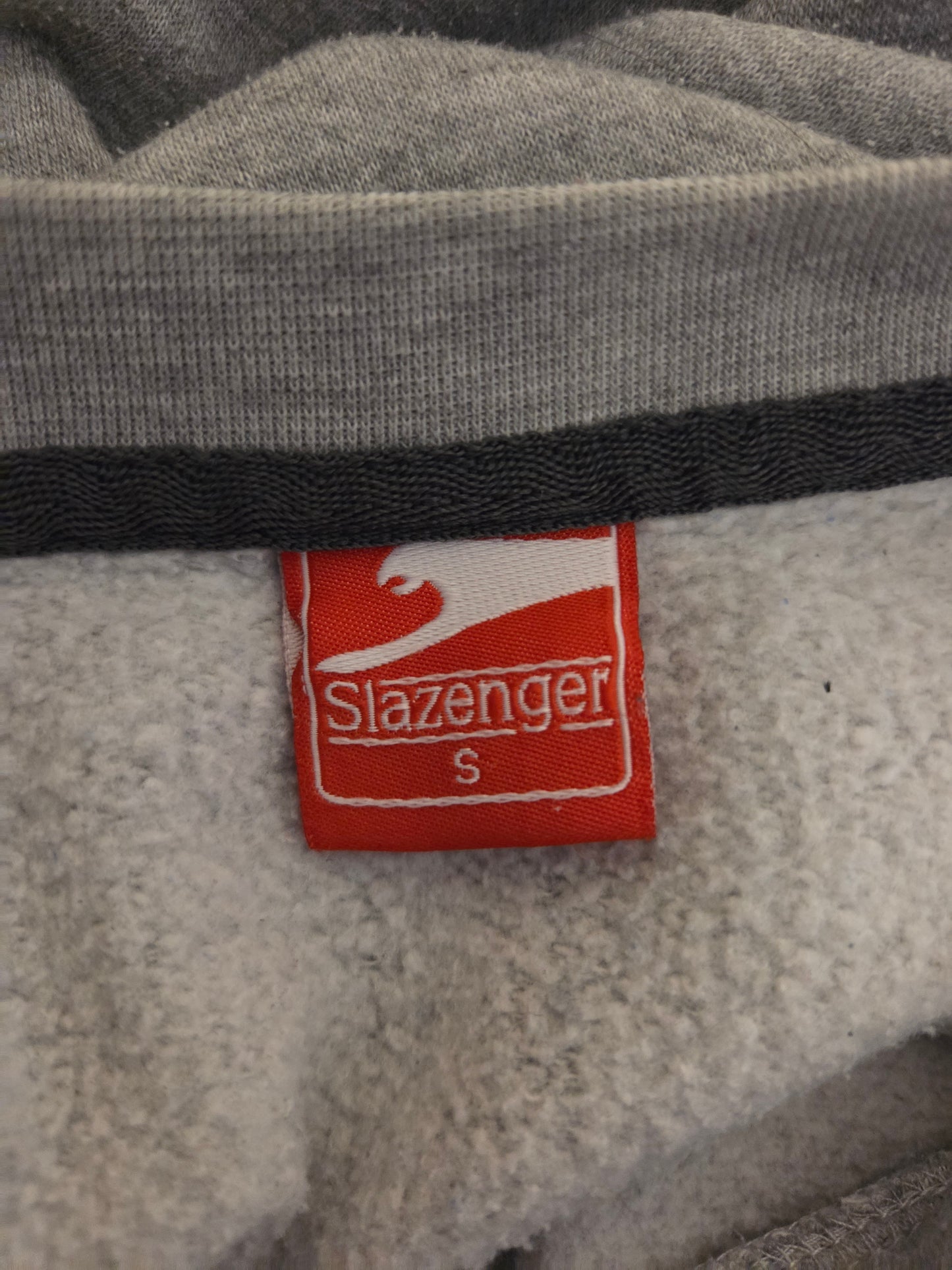 Slazenger size label