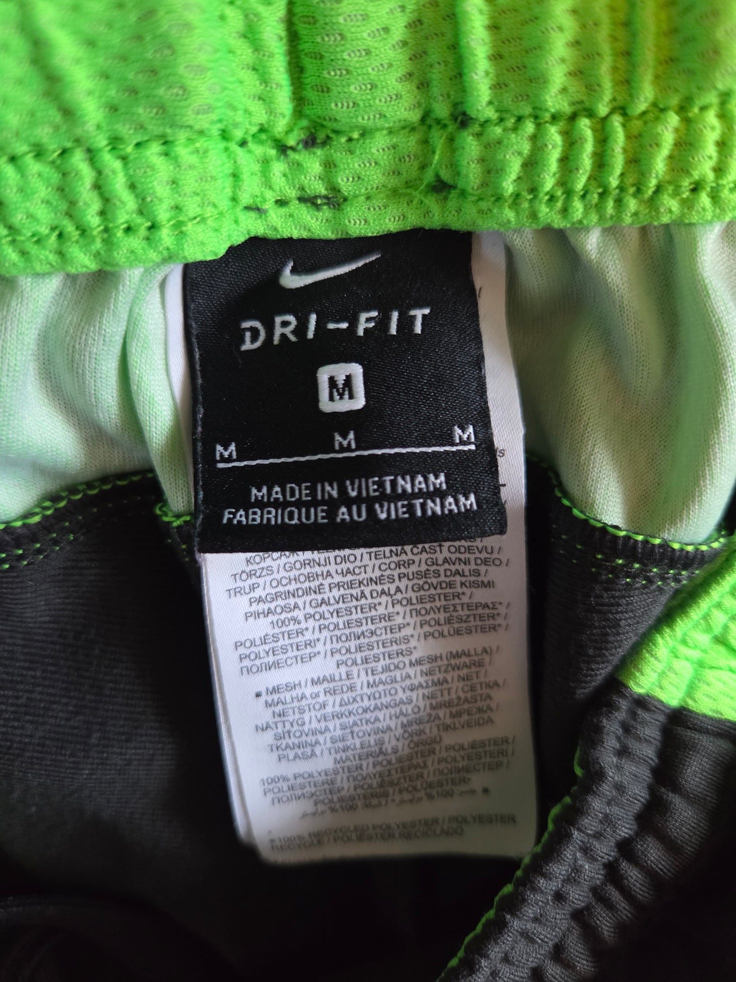Close-up of a Dri-Fit size label