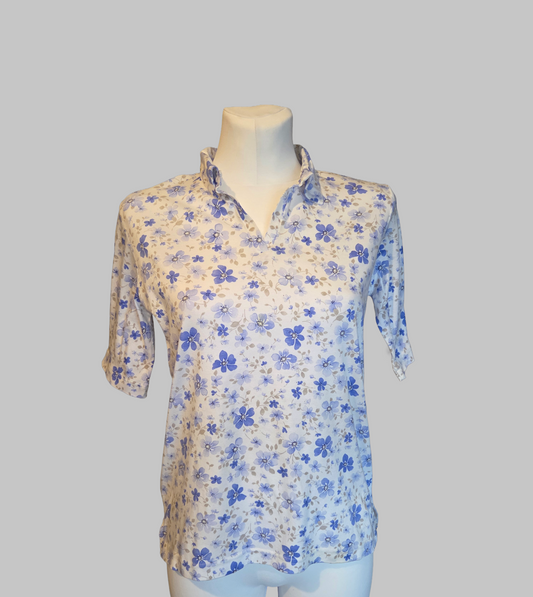 Country Collection Floral Collared Top – Short Sleeve – Blue & White – Size - UK-Small