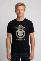 Man wearing a black t shirt