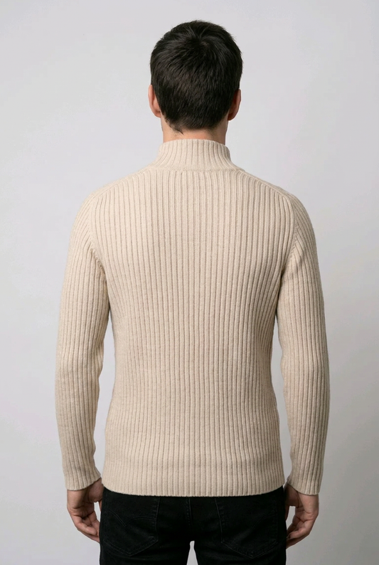 Man wearing a beige ribbed sweater 