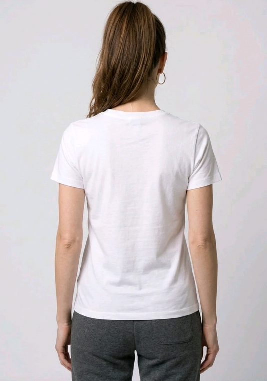 Women wearing a plain white t-shirt 