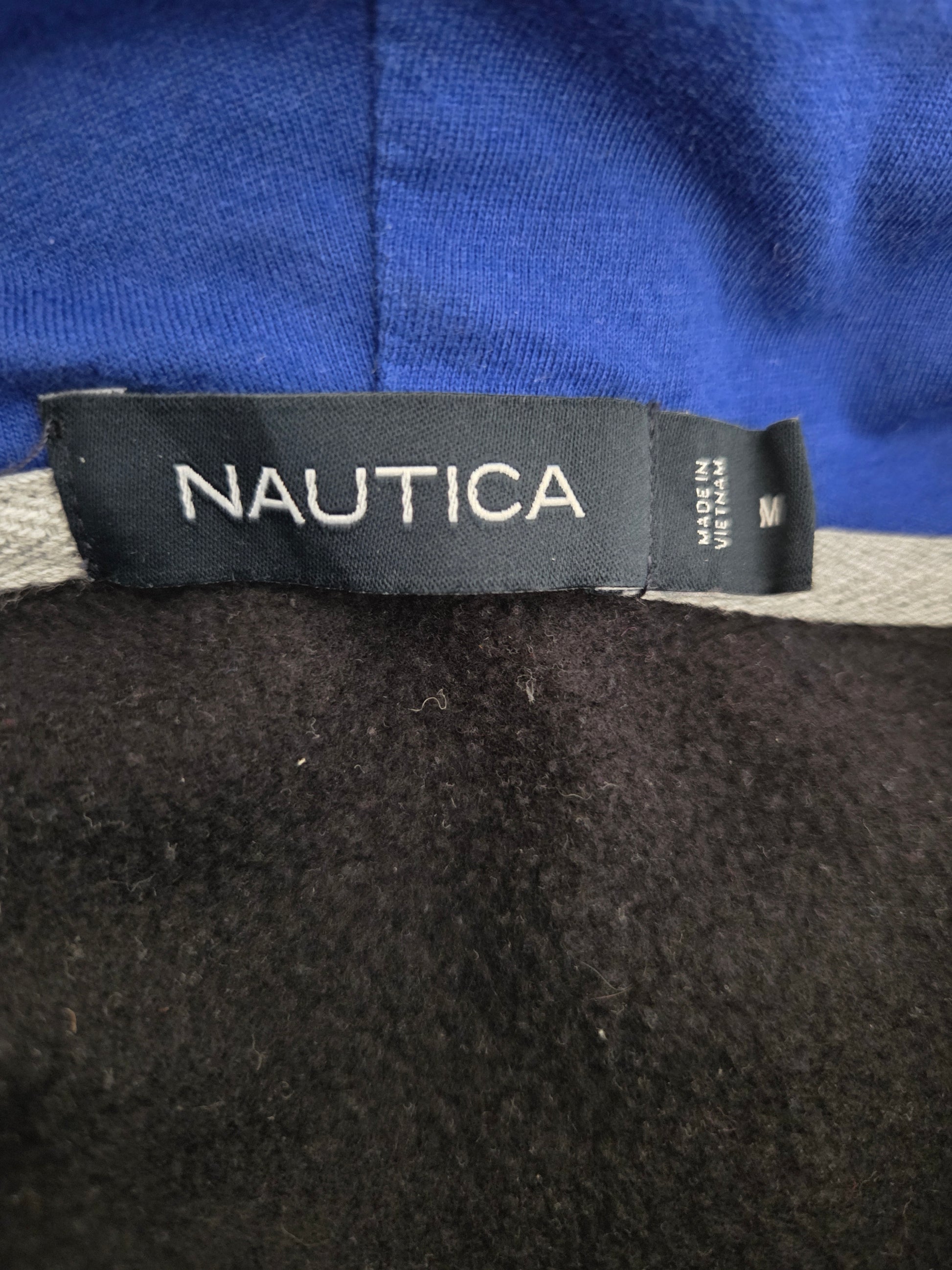 Nautica black full zip hoodie with logo, size UK-Medium, on dark fabric background