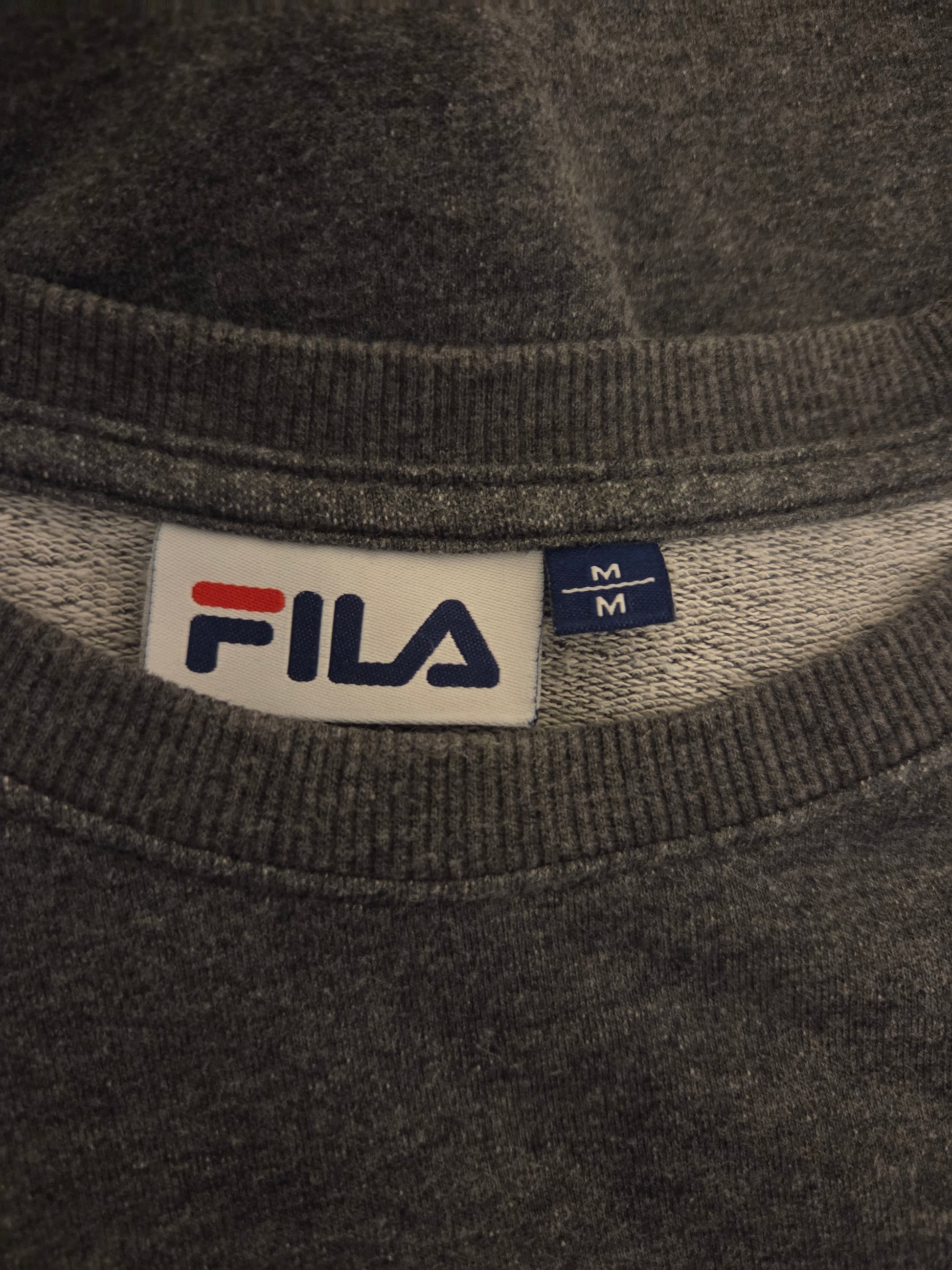 FILA size label