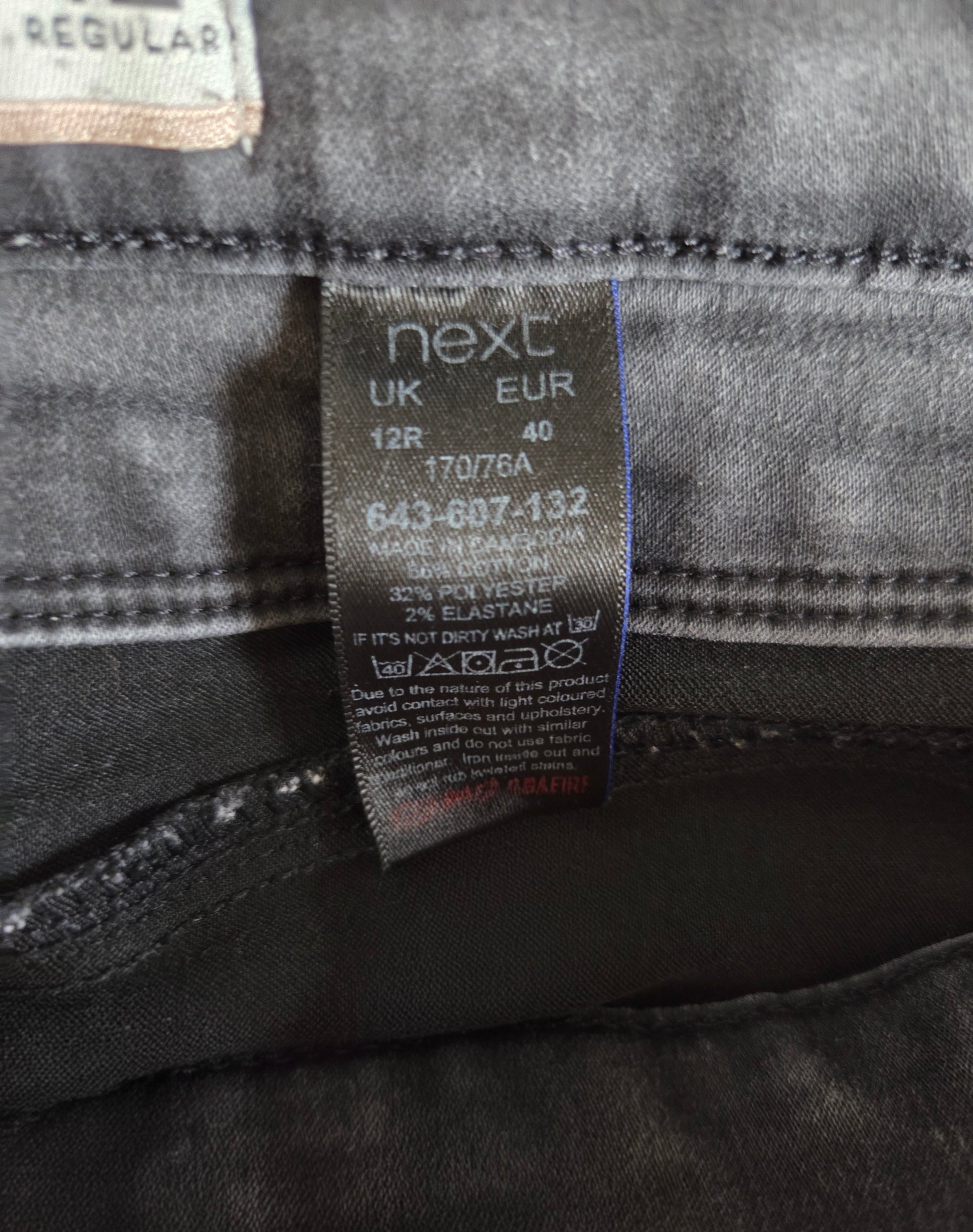 Next size label