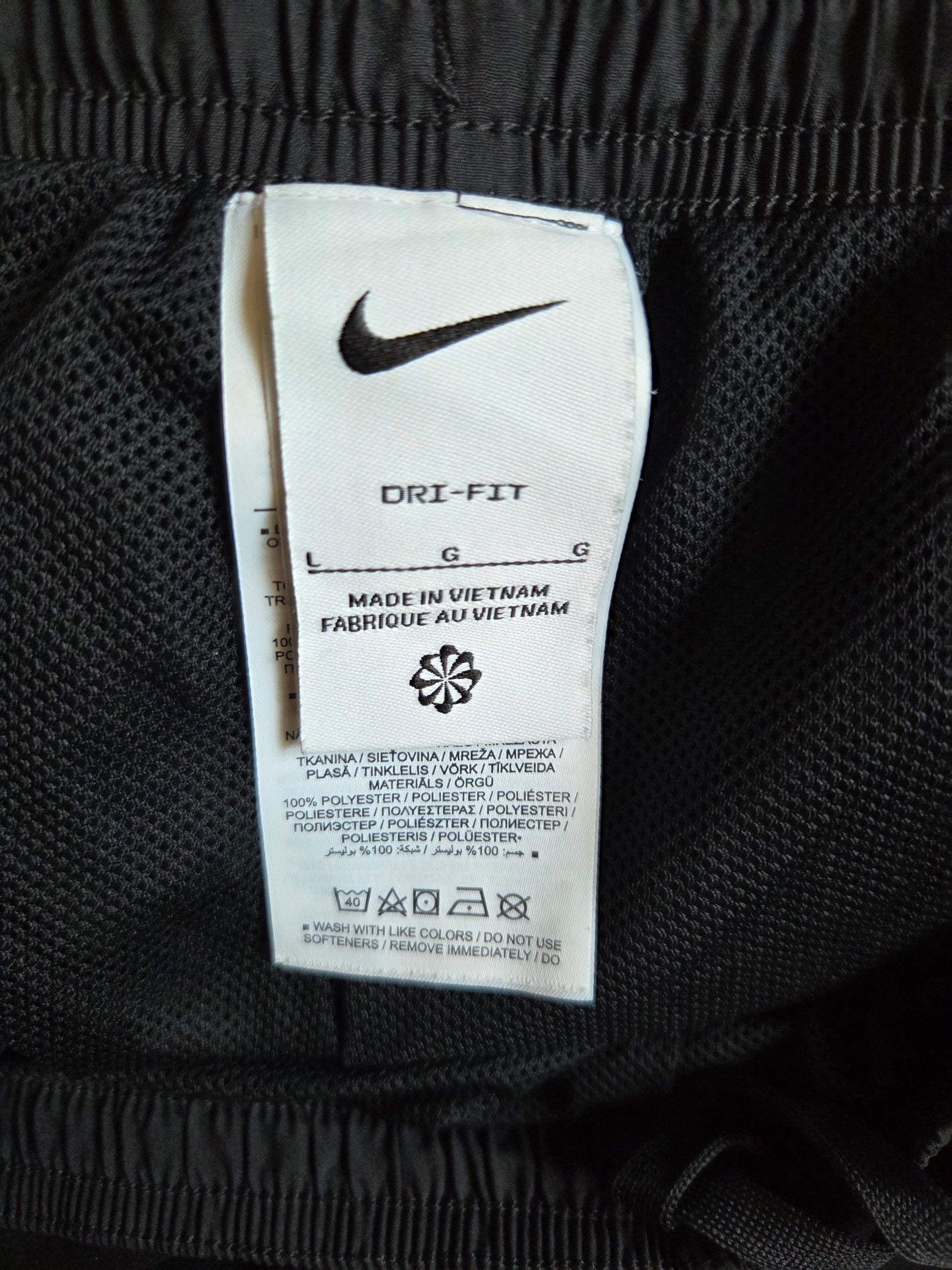 Nike Size label