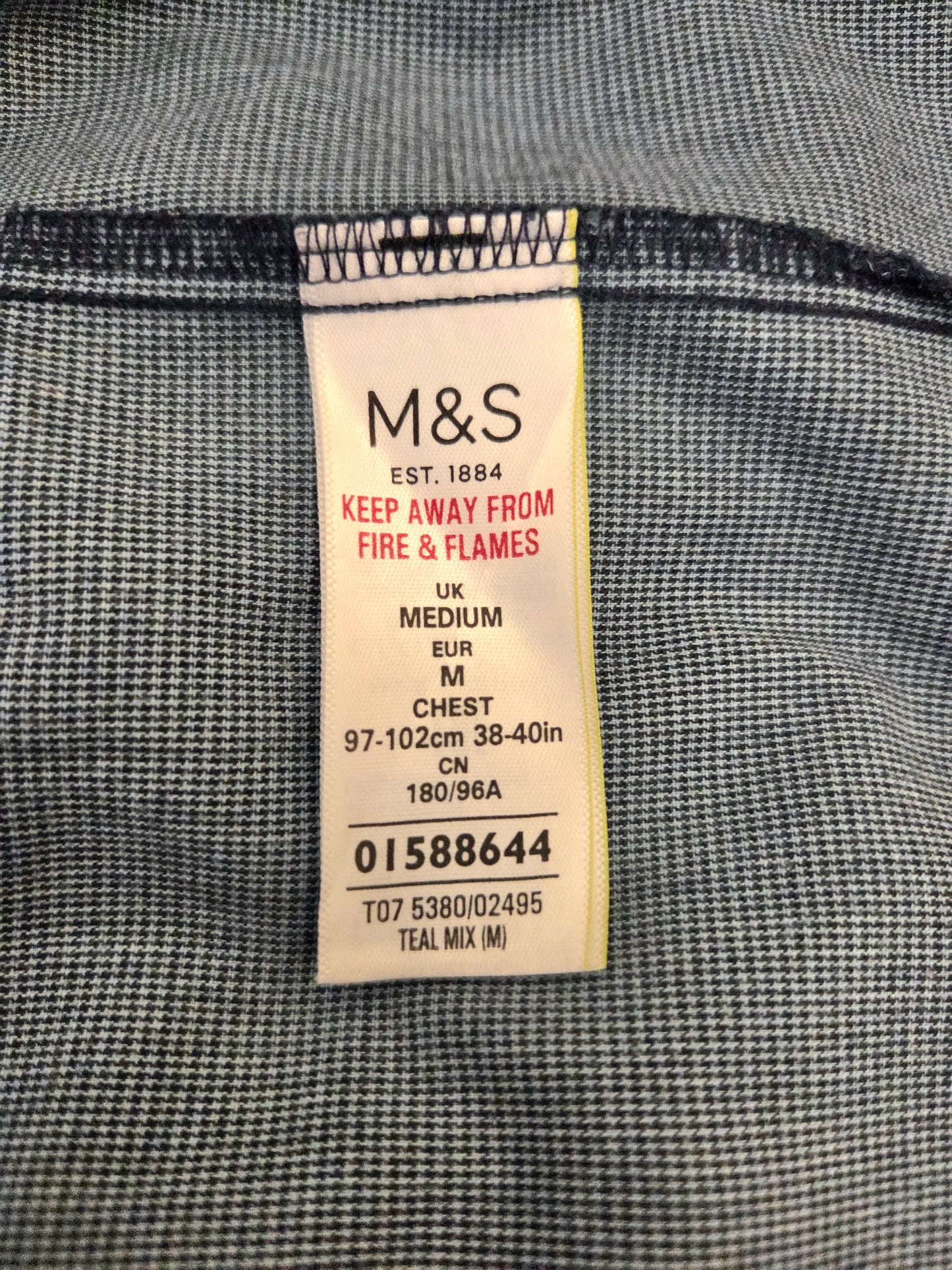 M&S lightweight waffle texture blue mix dressing gown with size label