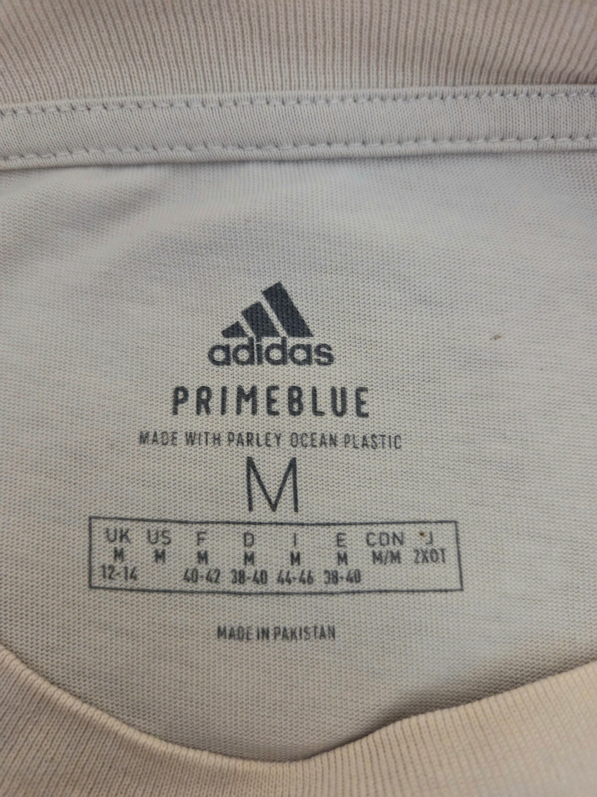Adidas size Primeblue label 